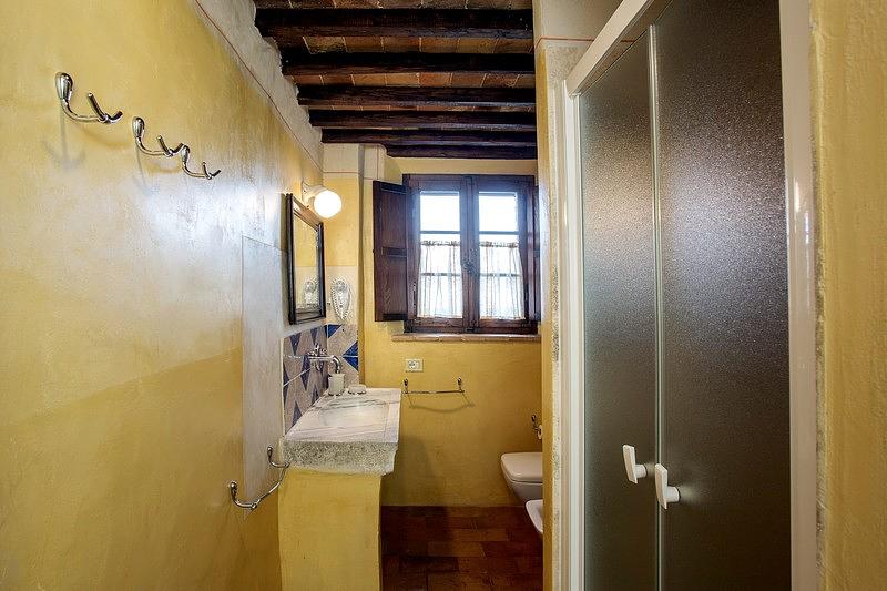 #<Apartment:0x00007f2e7cb03220> view 9