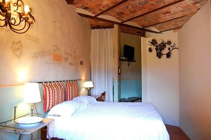 #<Apartment:0x00007f2e7762a8c0> view 17