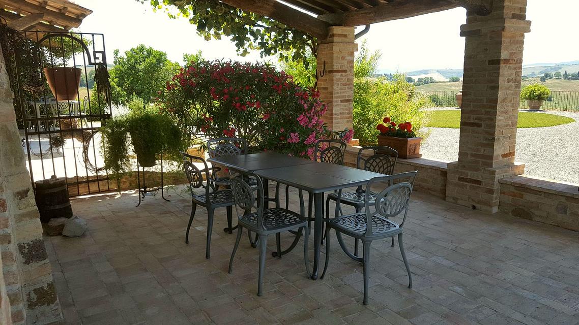 #<Apartment:0x00007f2e42a25f18> view 9