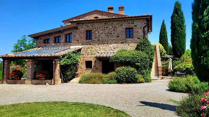 around the house @cunina 1