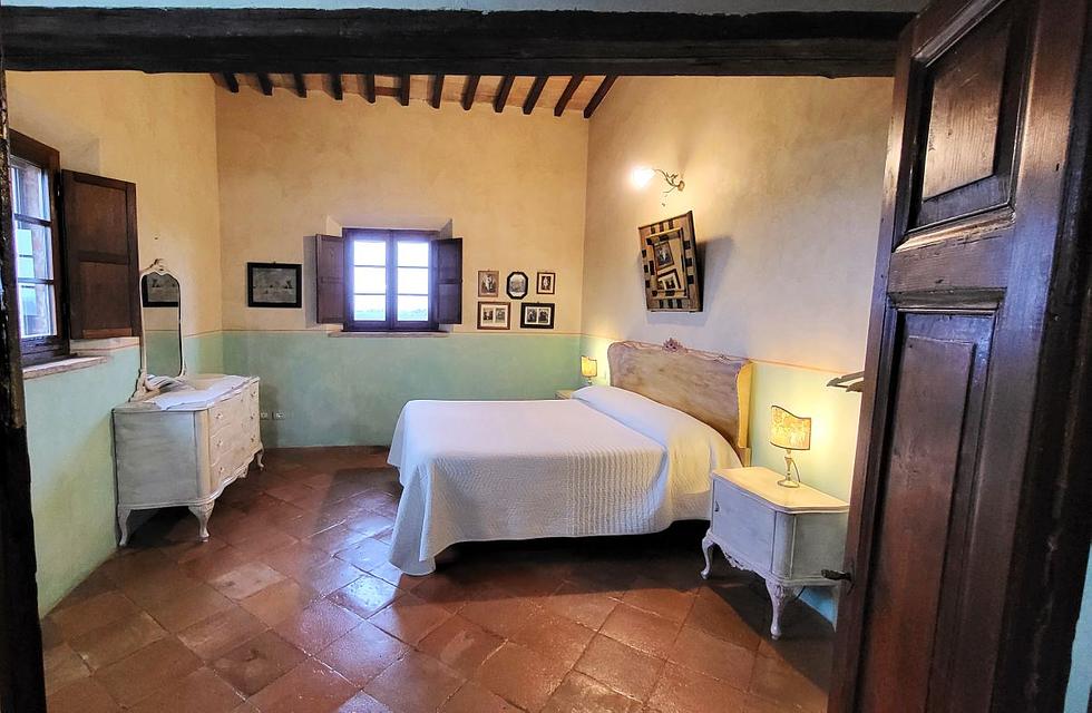 #<Apartment:0x00007f2e7762a280> view 8