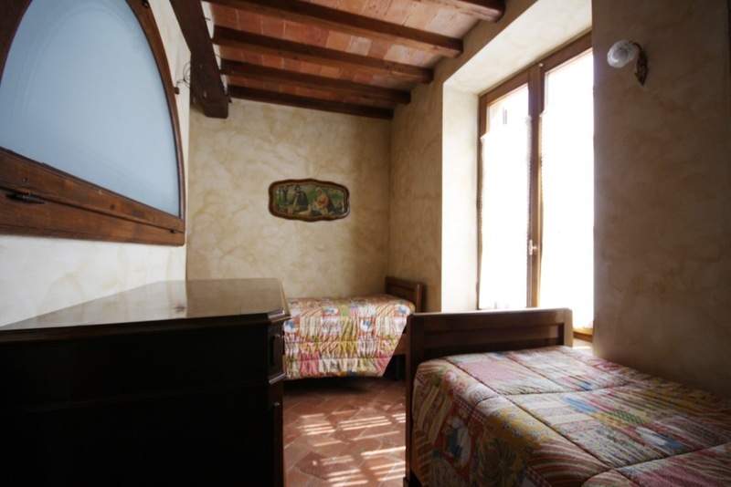 #<Apartment:0x00007ff790d06b70> view 6