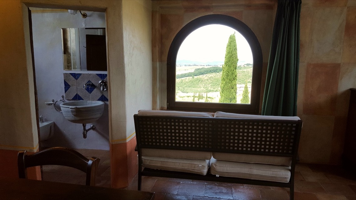 #<Apartment:0x00007ff790b6e808> view 17