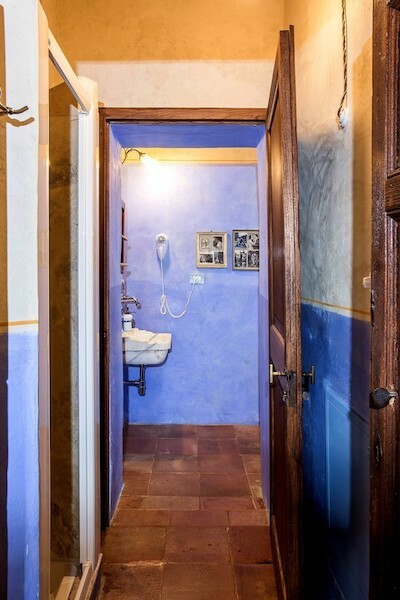 #<Apartment:0x00007ff791a3a8f0> view 9
